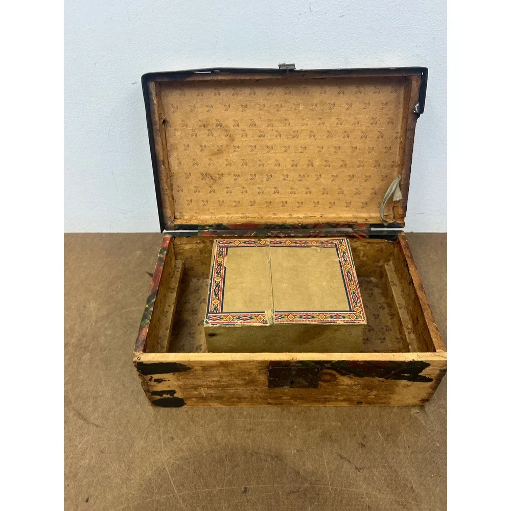 Wood Dollhouse Steamer Trunk Miniature Antique Storage Box Chest SALESMAN SAMPLE